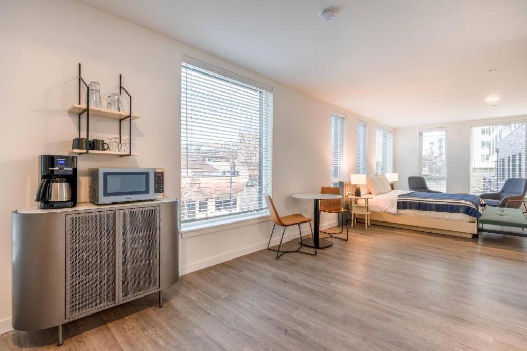 ברמרטון Marina Square Suites מראה חיצוני תמונה